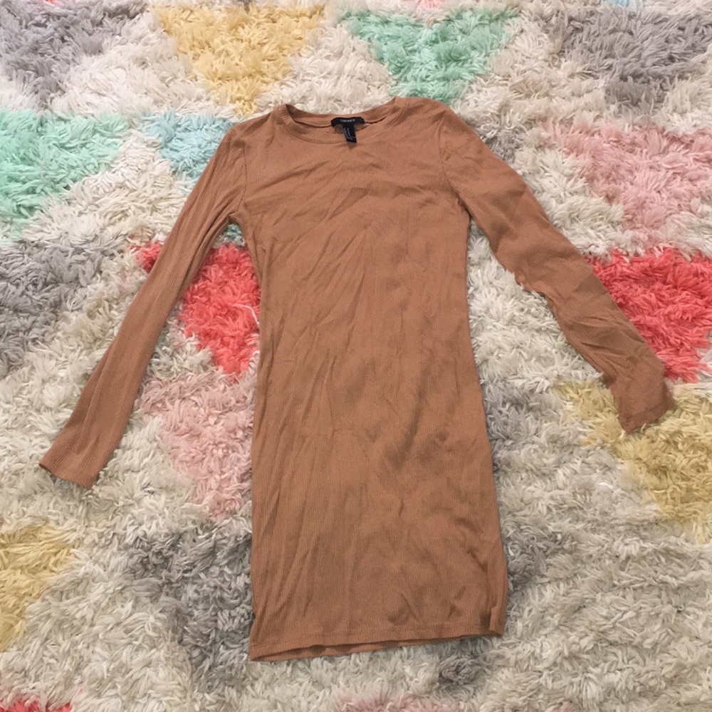 Brown fitted dress